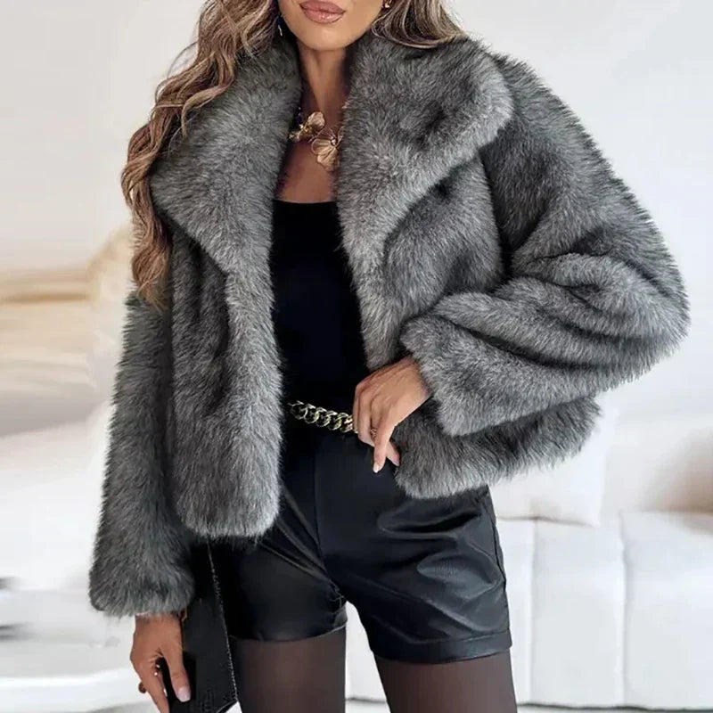 Andrea | Abrigos Mujer Faux Fur Corto Oversized