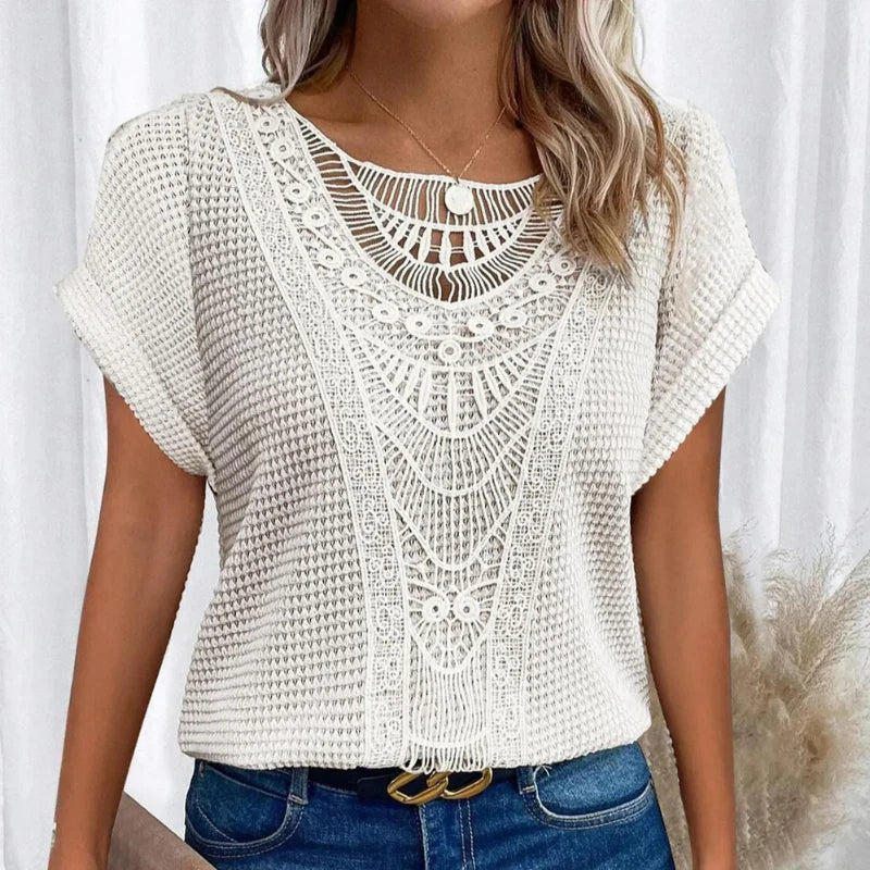 Daniela | Blusa Manga Corta Cuello V Encaje Bordado