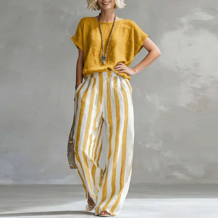Daniela | Conjunto Pantalón Rayas Manga Corta Cuello Redondo