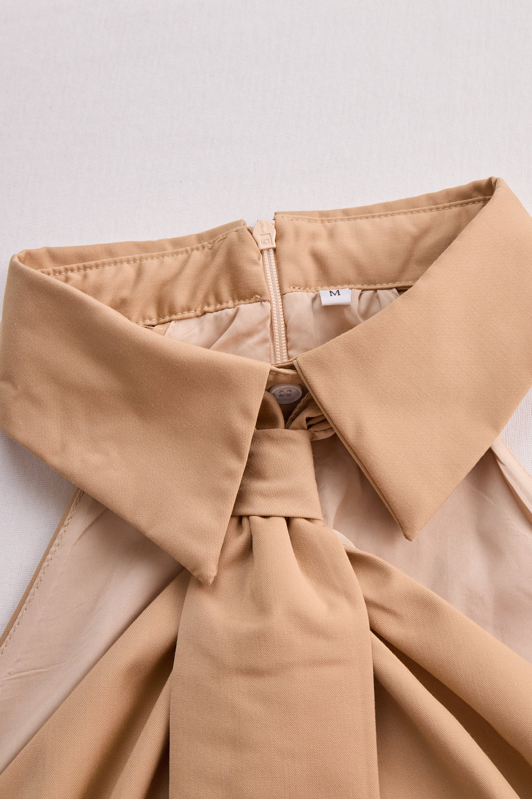 Daniela | Top Halter Cuello Anudado Sin Mangas