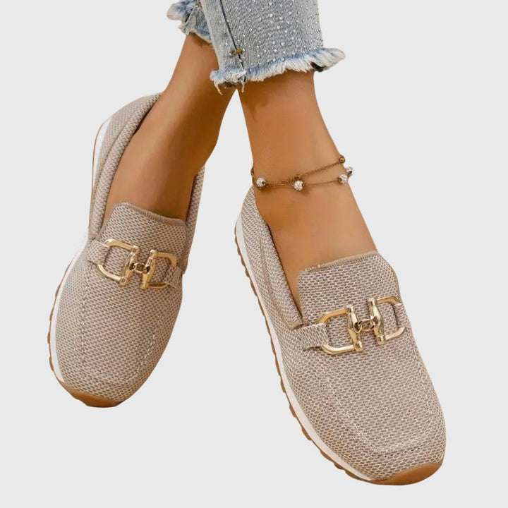 Fernanda | Mocasín de Malla Mujer con Hebilla Dorada