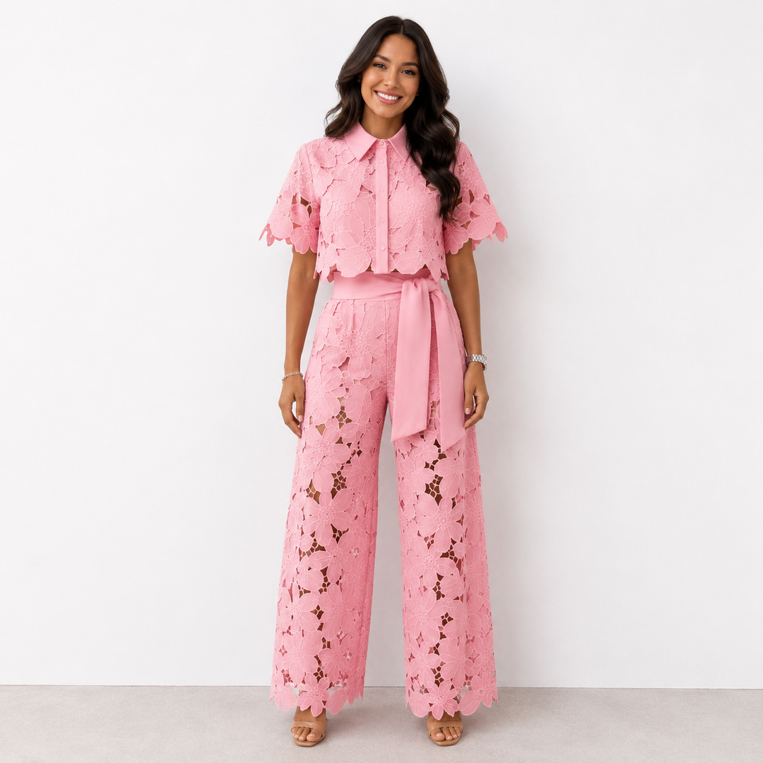 Gabriela | Conjunto Crop Top y Pantalón Anchos de Encaje Floral