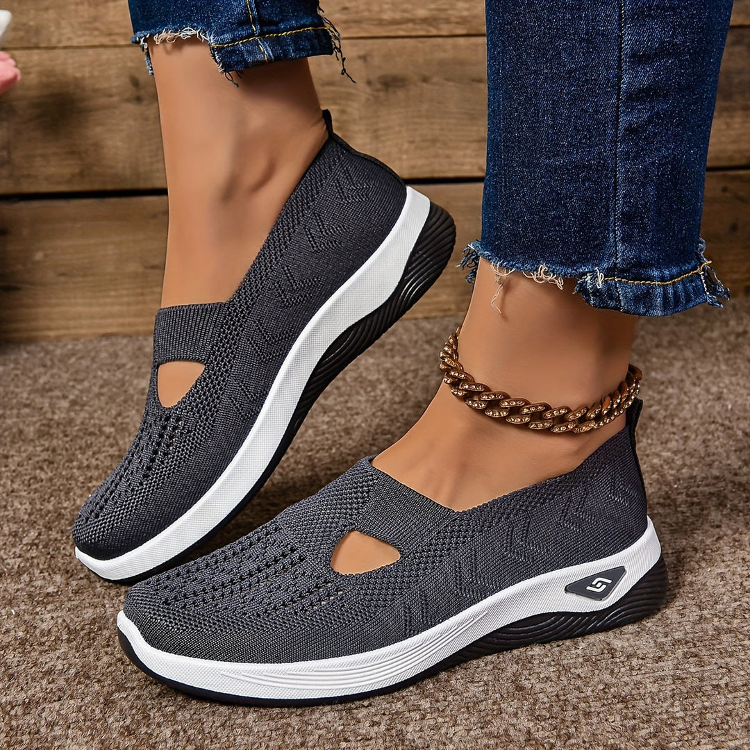 Isabella | Zapatillas Slip-On Mujer Punto Calado