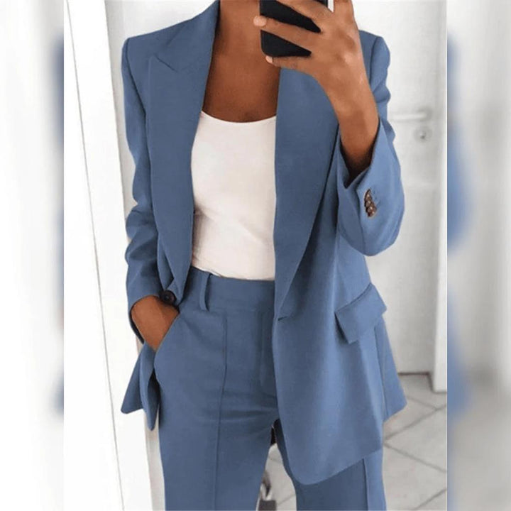 Laura | Traje Mujer Blazer Botonadura Solapa Conjunto Pantalón Recto