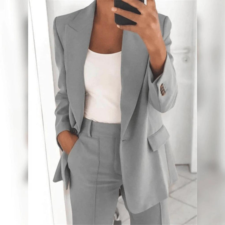 Laura | Traje Mujer Blazer Botonadura Solapa Conjunto Pantalón Recto
