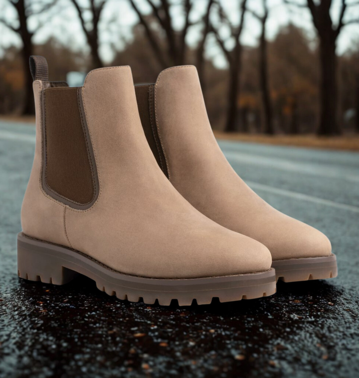 Nico | Botines Mujer Chelsea de Piel con Suela Track