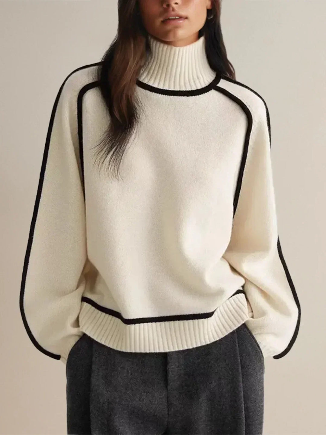Paula | Jersey de Cuello Alto con Cinturón y Detalle