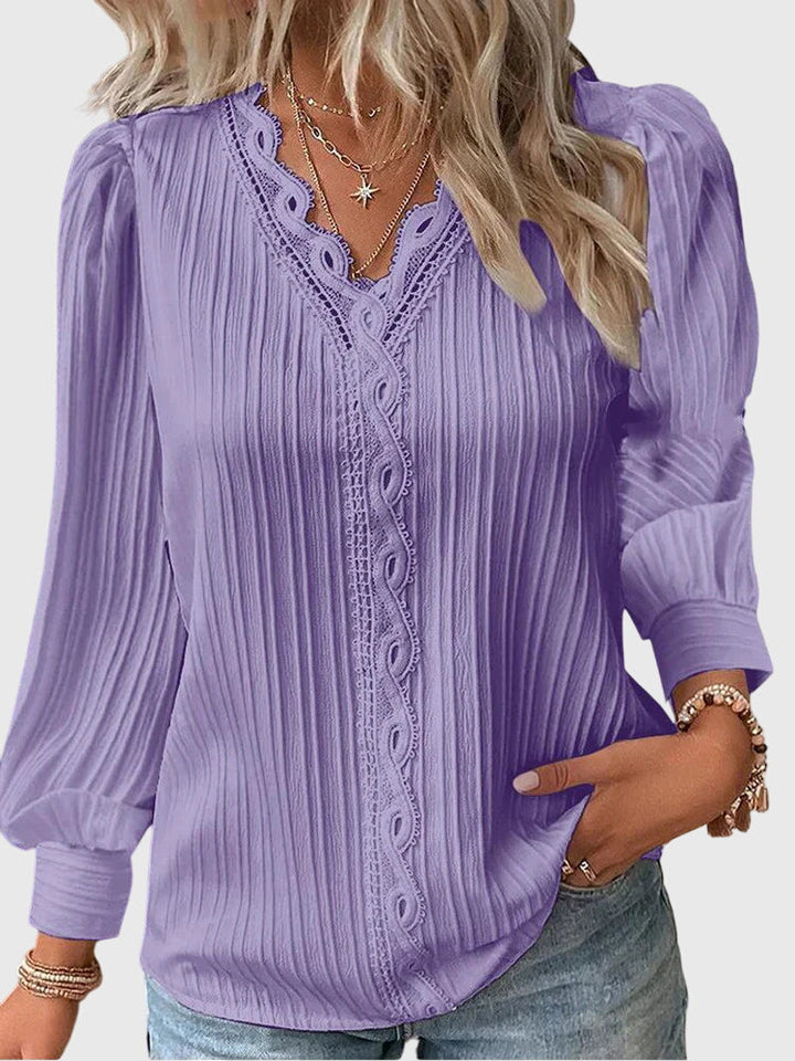 Sara | Blusa Manga Larga Cuello V Encaje