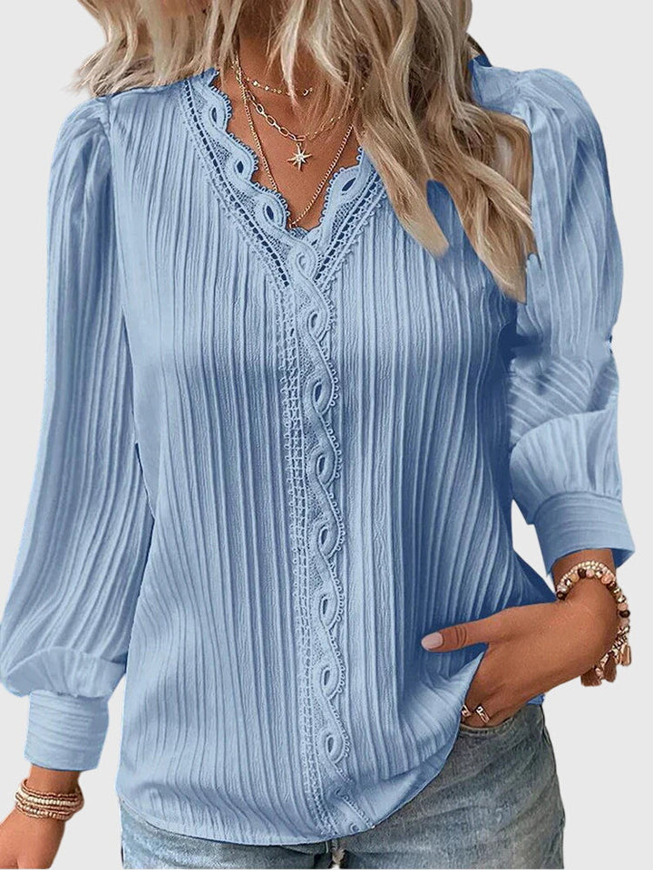 Sara | Blusa Manga Larga Cuello V Encaje