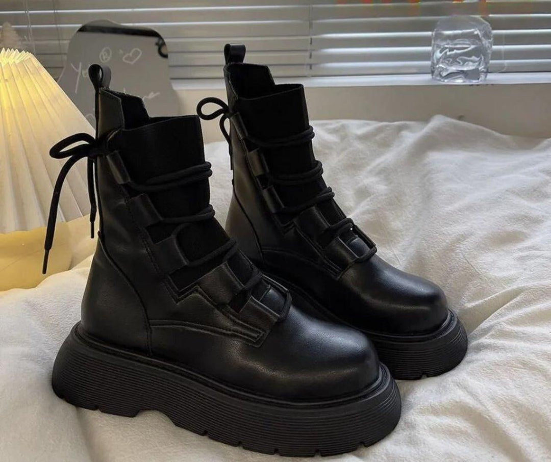 Daniela | Botas Militares de Cuero con Cordones