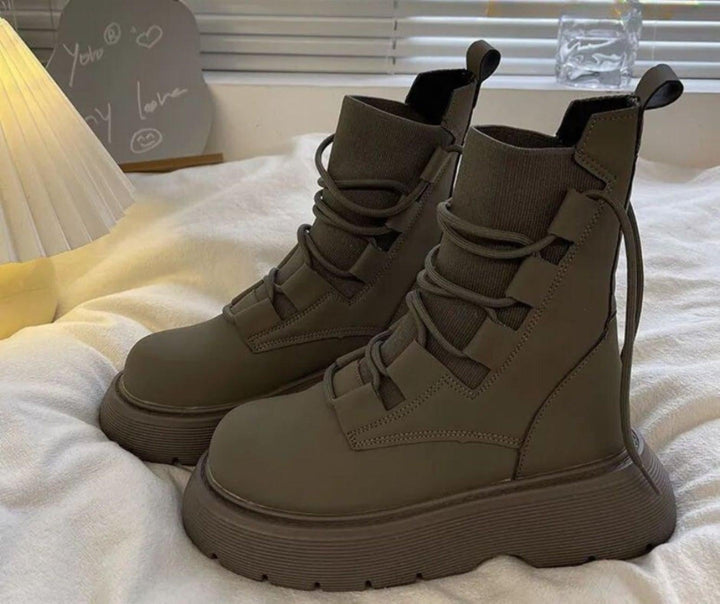 Daniela | Botas Militares de Cuero con Cordones