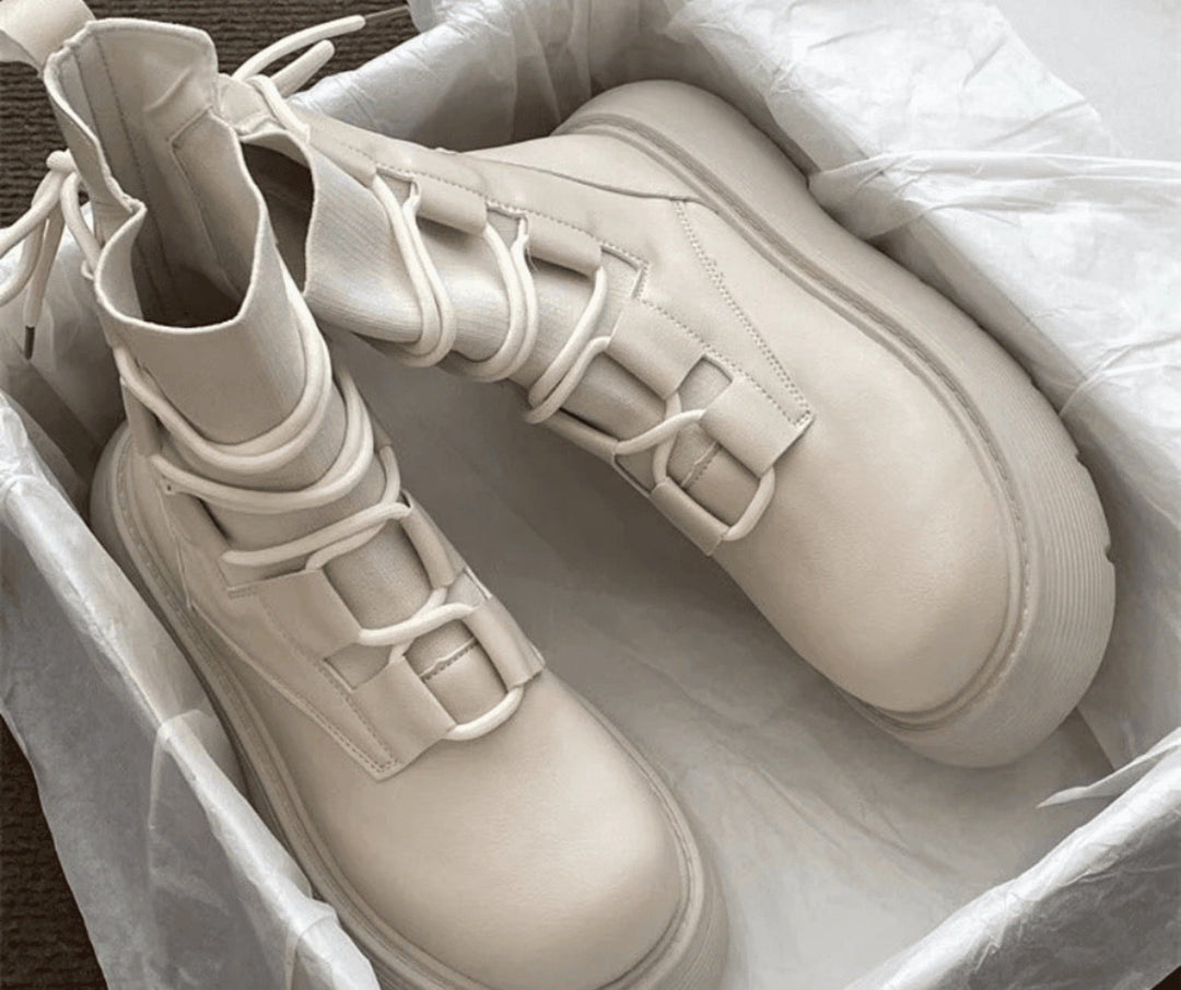 Daniela | Botas Militares de Cuero con Cordones