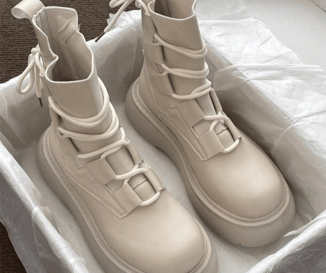 Daniela | Botas Militares de Cuero con Cordones