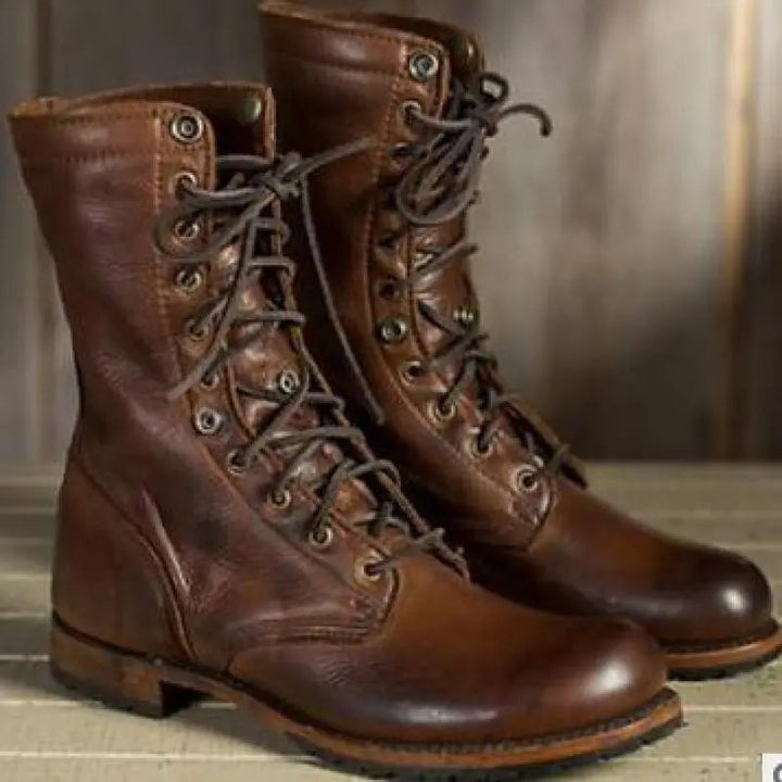Nico | Botas Militares de Piel Marrón con Cordones