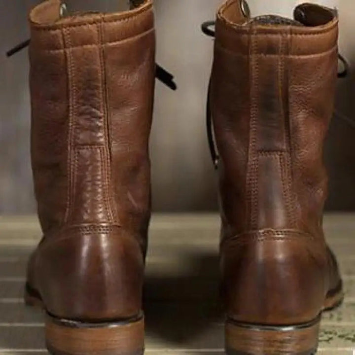 Nico | Botas Militares de Piel Marrón con Cordones