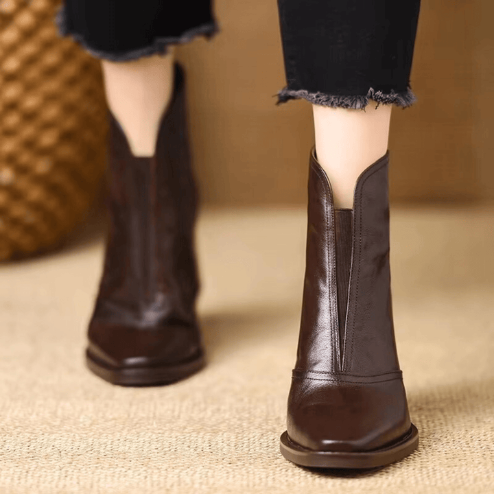 Pilar | Botines de Piel Tacón Cuadrado