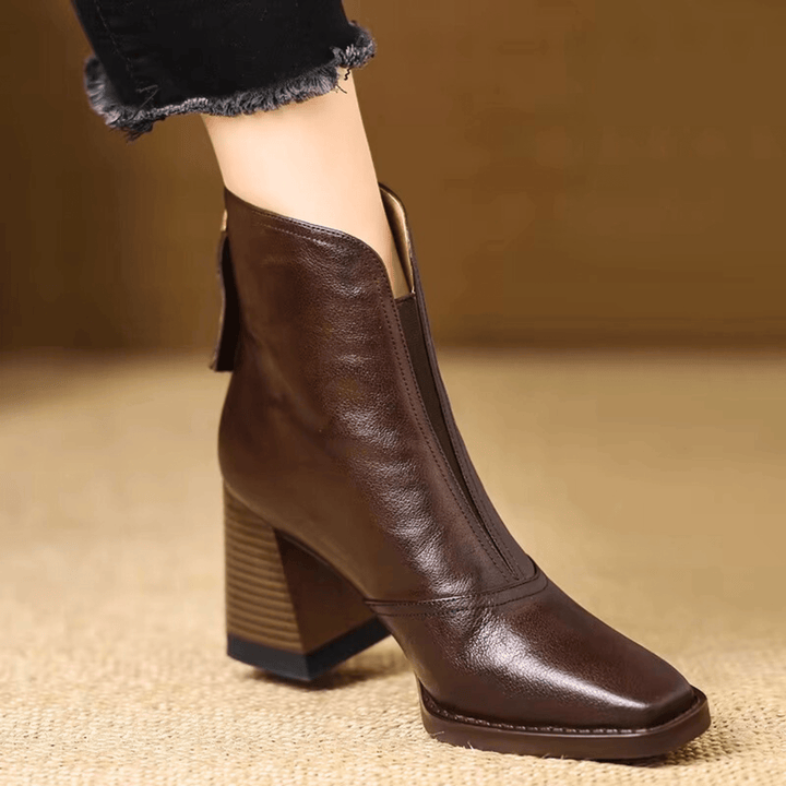 Pilar | Botines de Piel Tacón Cuadrado