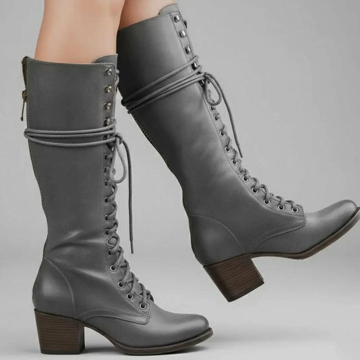 Quinn | Botas Altas Cordones Cuero Tachuelas
