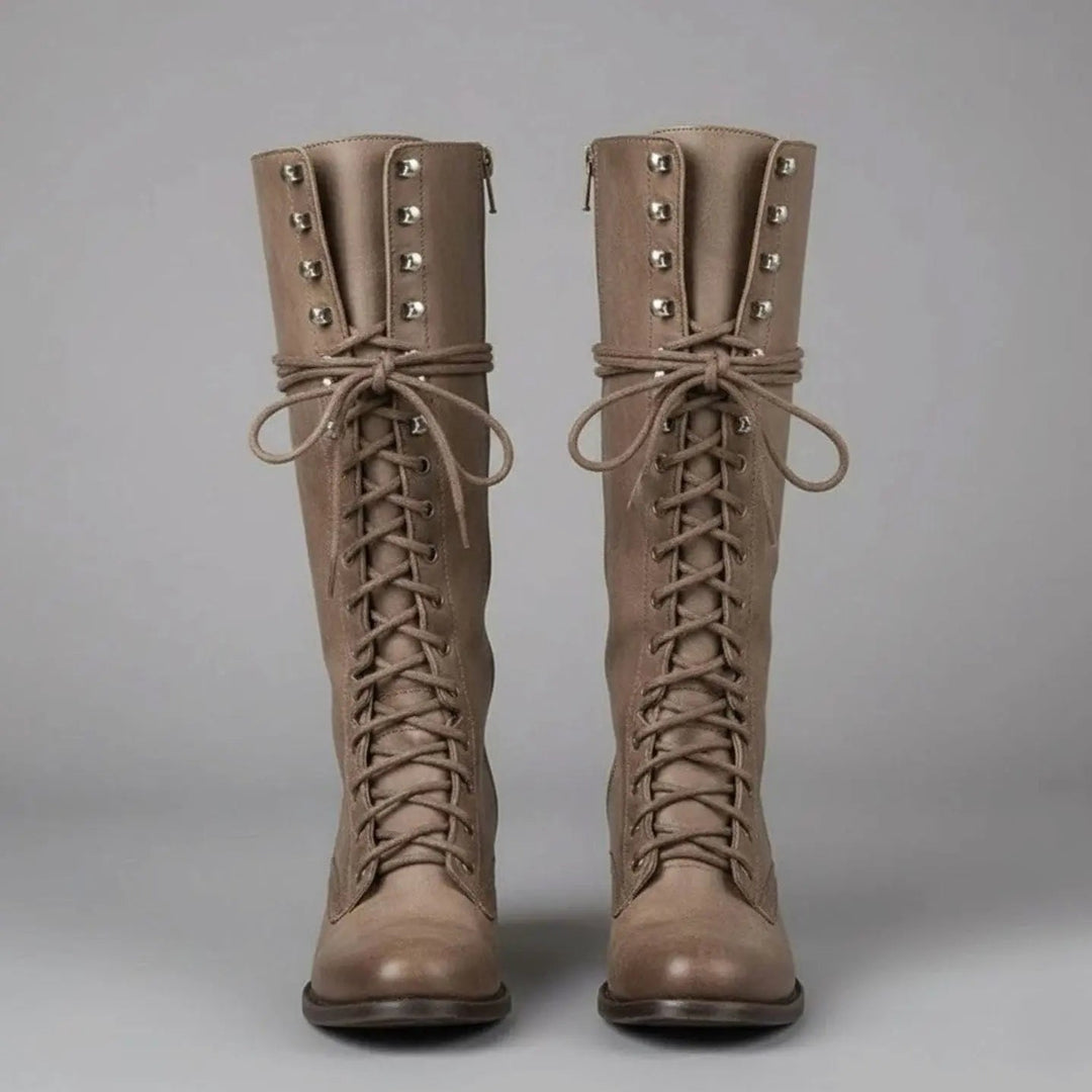 Quinn | Botas Altas Cordones Cuero Tachuelas