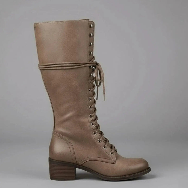 Quinn | Botas Altas Cordones Cuero Tachuelas
