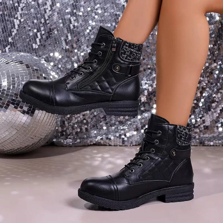 María | Botines Acolchados de Piel Sintética con Cordones y Tacón Bajo